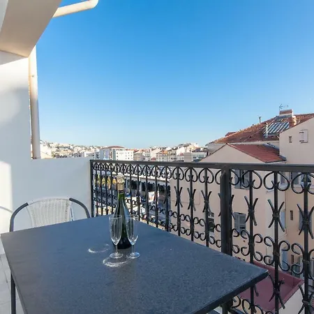 Loft 3 Pieces Duplex 3 Etoiles Calme Centre A 5 Mn Des Plages Et Palais