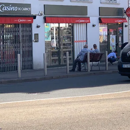 Loft 3 Pièces Duplex 3 étoiles Calme Centre à 5 Mn Des Plages Et Palais