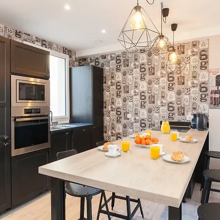 Loft 3 Pieces Duplex 3 Etoiles Calme Centre A 5 Mn Des Plages Et Palais *