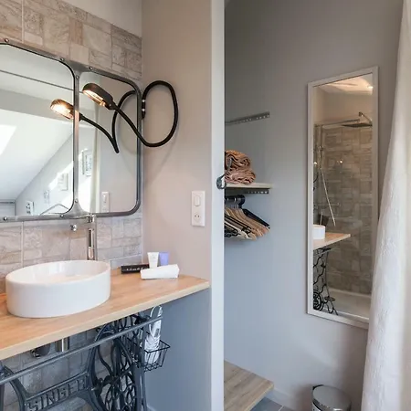Loft 3 Pieces Duplex 3 Etoiles Calme Centre A 5 Mn Des Plages Et Palais *